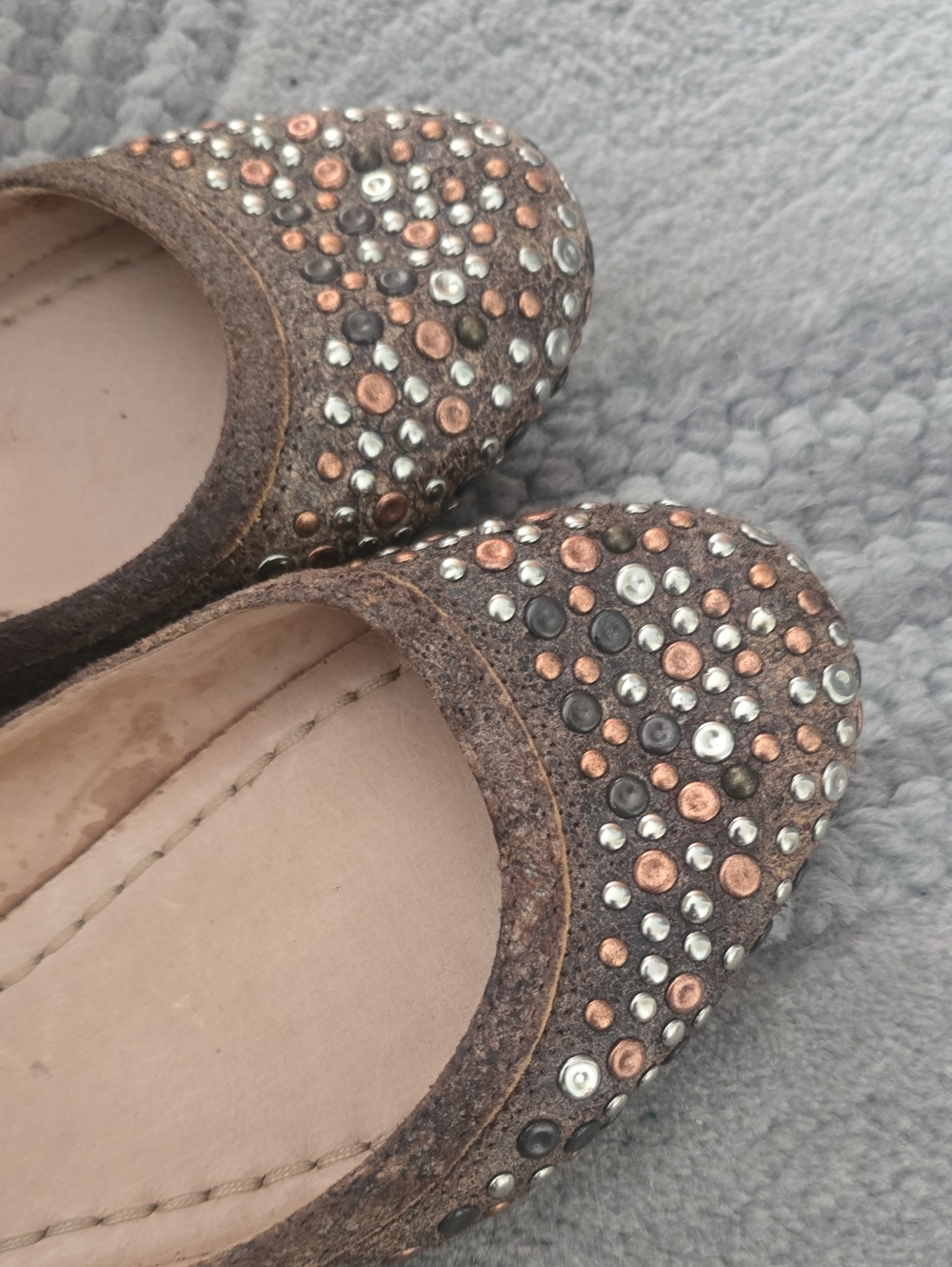 Frye Carson Studded Brown Ballet Flats Size 9